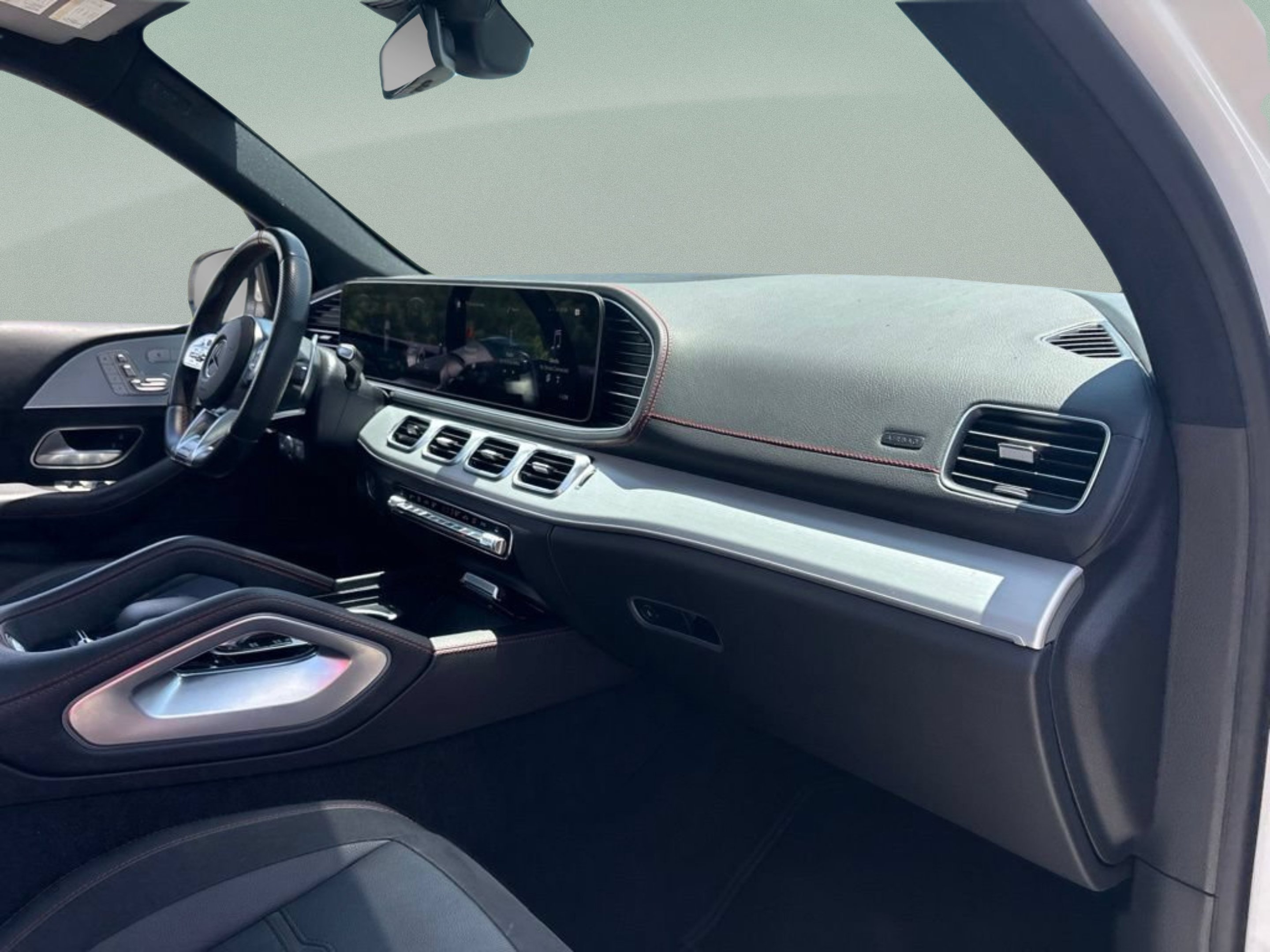 Used 2023 Polar White Mercedes-Benz AMG® GLE 53 image 27
