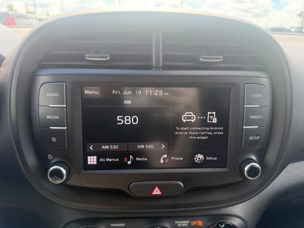 Certified Used 2025 Gray Kia LX image 23