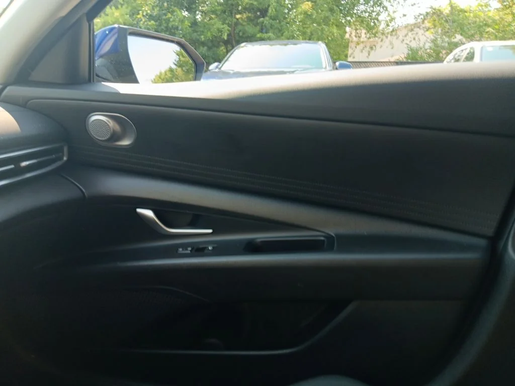Used 2024 Intense Blue Hyundai SEL image 25