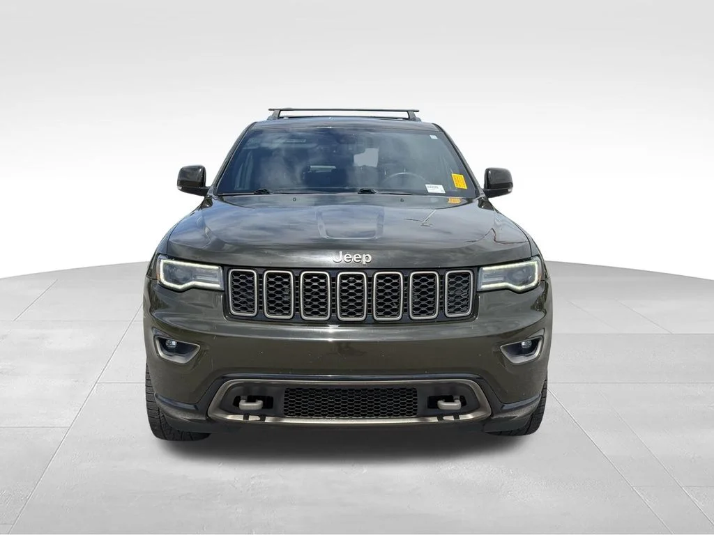 Used 2017 Green Jeep Limited image 22
