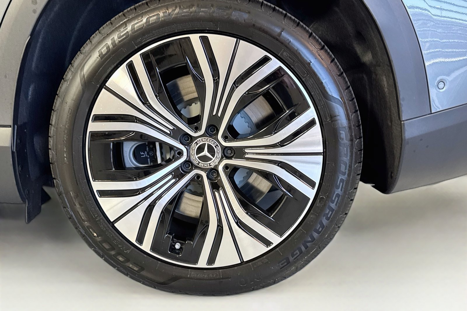 New 2026 Selenite Grey Metallic Mercedes-Benz EQE 320 image 28