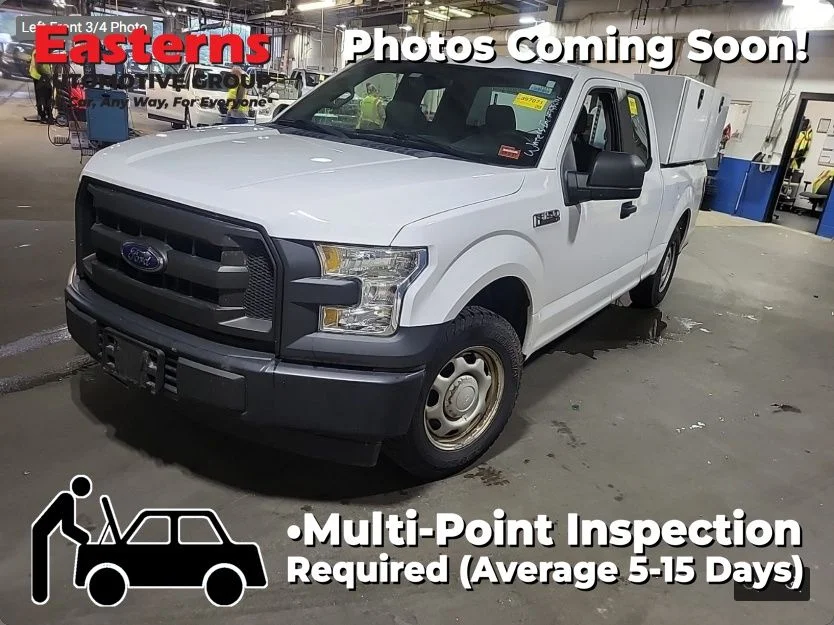 Used 2017 White Ford XL image 1