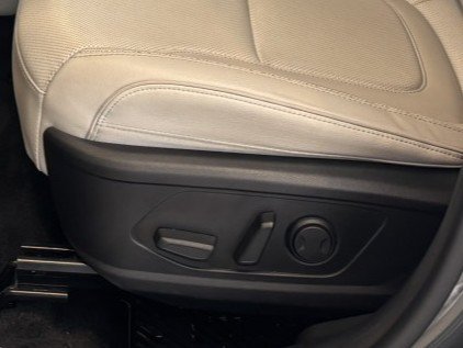 Used 2025 Gray Hyundai Limited image 16