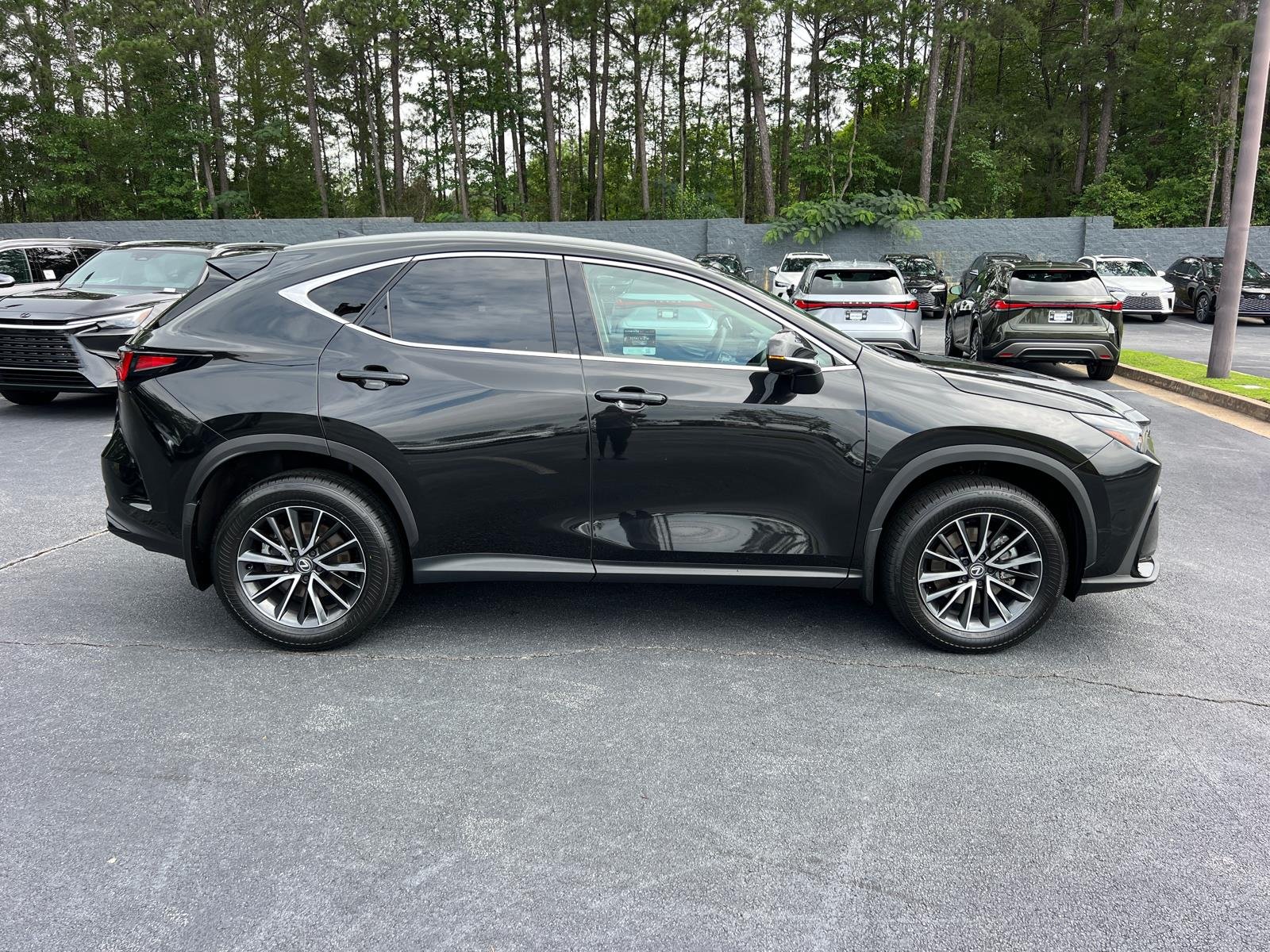 Certified Used 2024 GRAPHITE BLACK GF. Lexus 350 Premium image 4