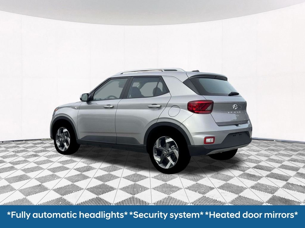 New 2026 Silver Hyundai SEL image 7