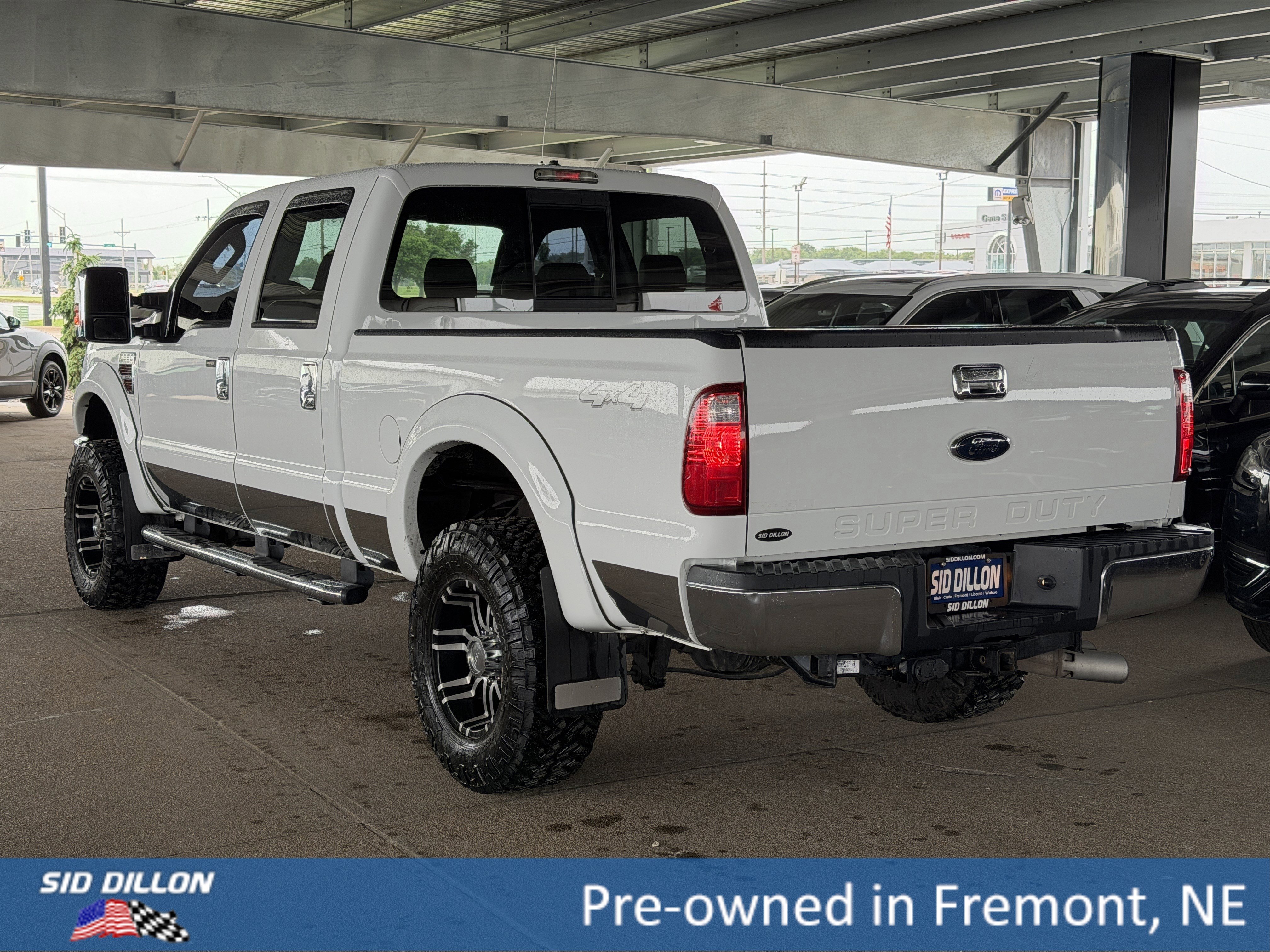 Used 2008 White Ford Lariat image 8