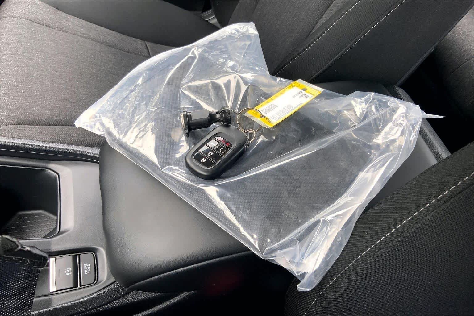 Used 2025 Meteorite Gray Metallic Honda SE image 15