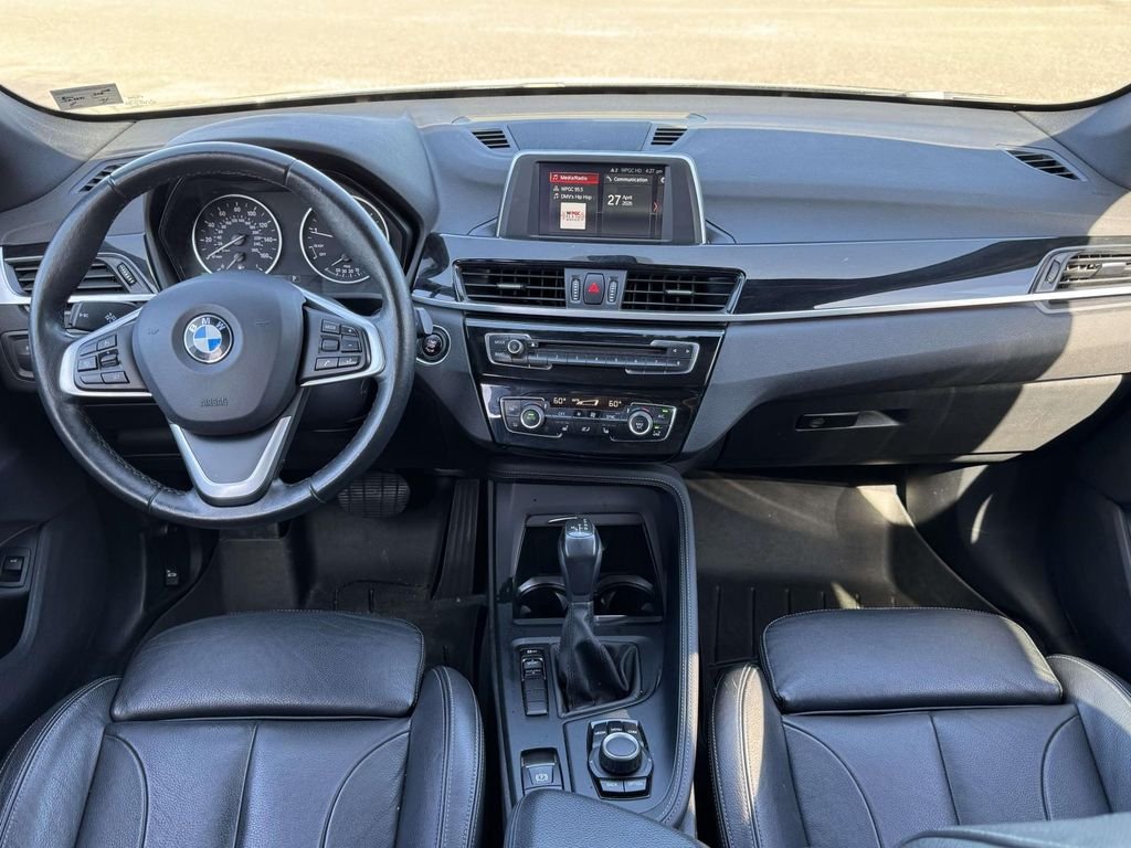 Used 2018 Black BMW sDrive28i image 17