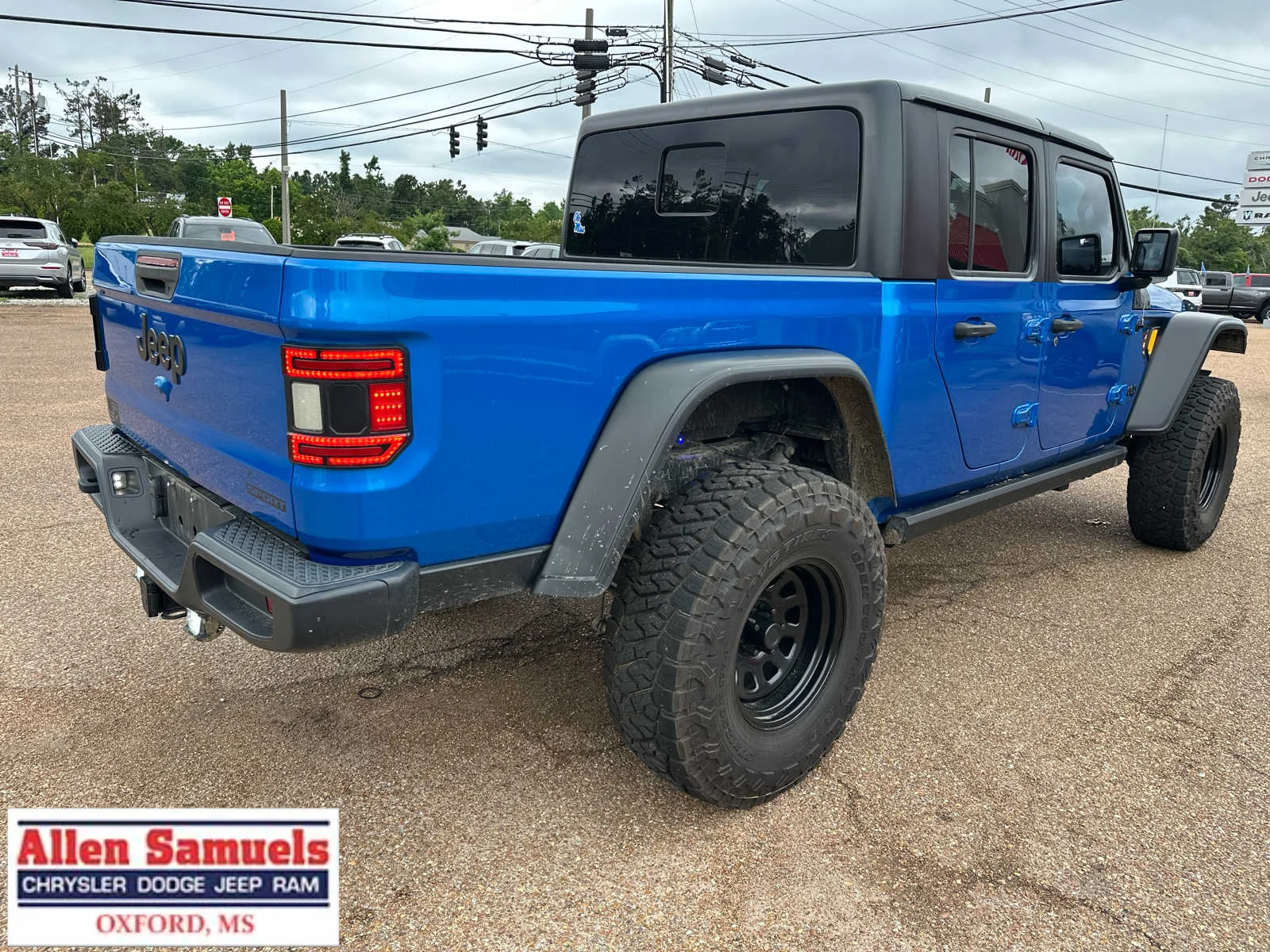Used 2021 Hydro Blue Pearlcoat Jeep Sport S image 5