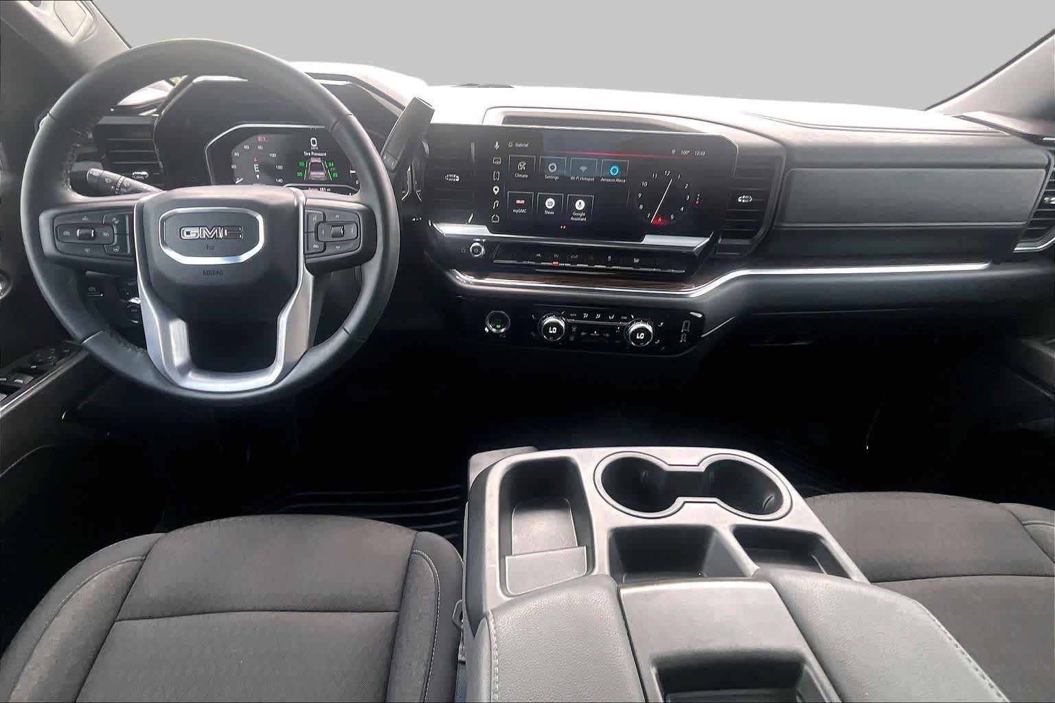 Used 2024 Volcanic Red Tintcoat GMC Elevation image 16