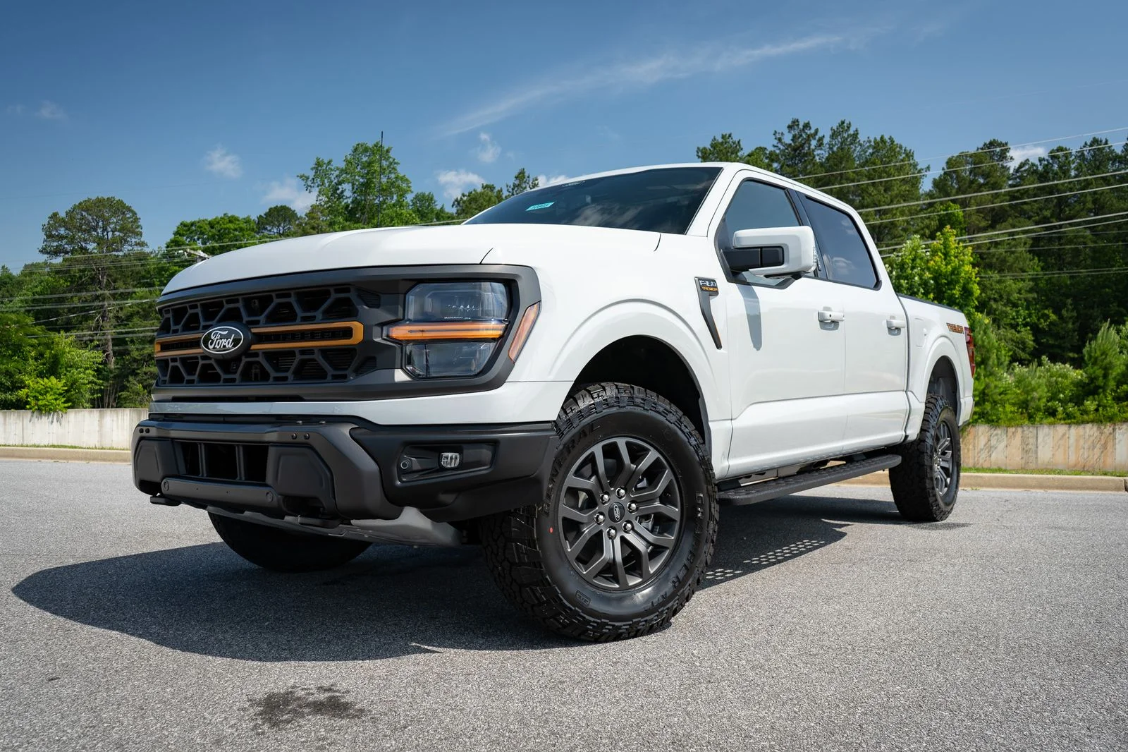 New 2026 White Ford Tremor image 5