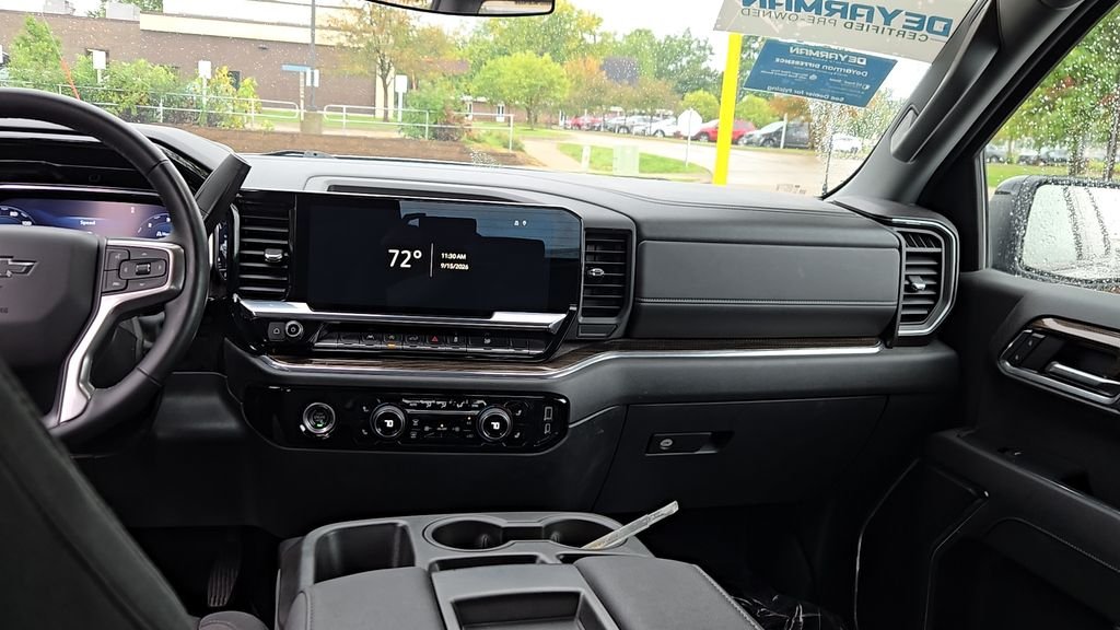 Used 2024 Gray Chevrolet RST image 21