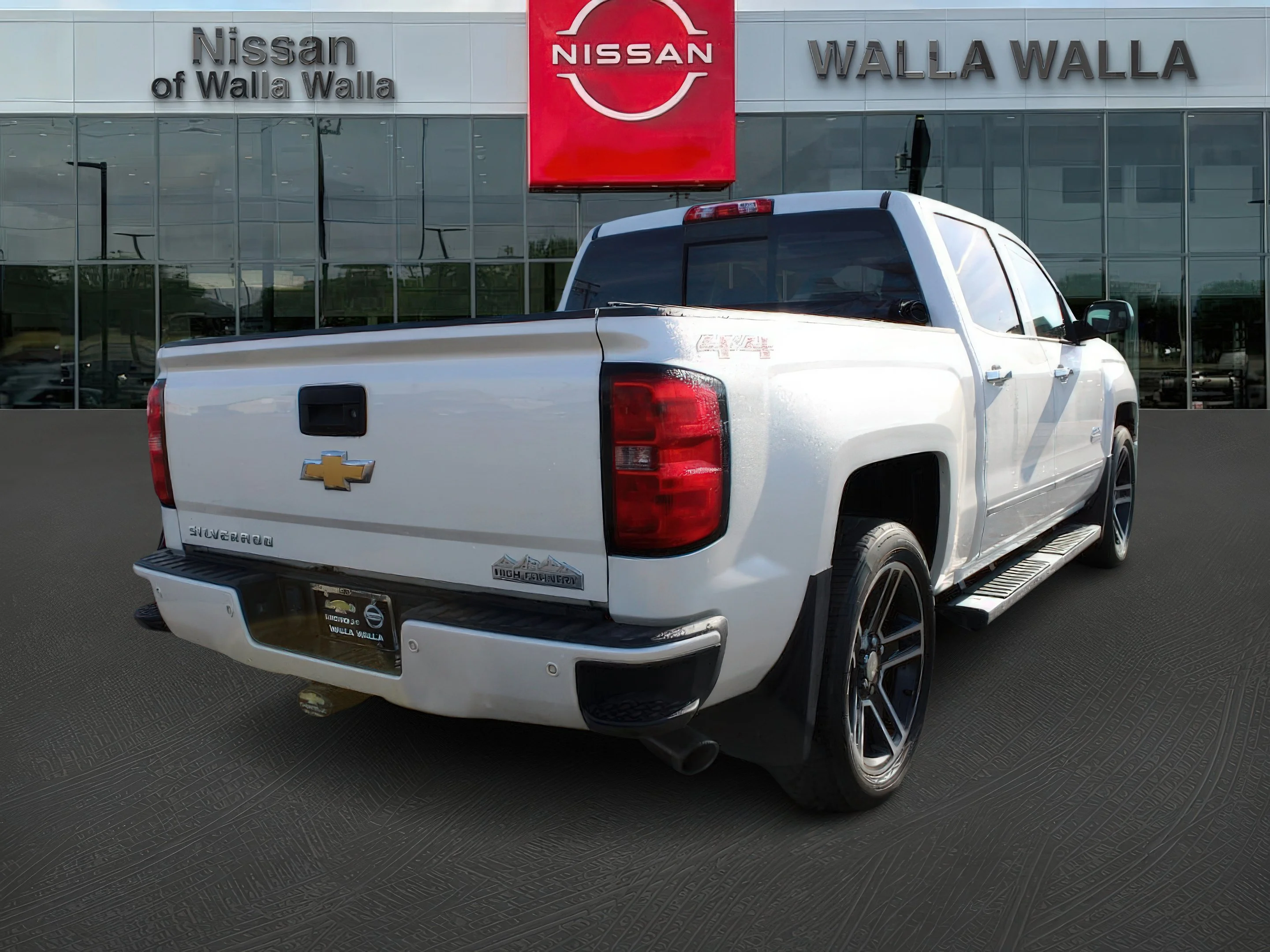 2015 Chevrolet Silverado 1500 High Country - Photo 6