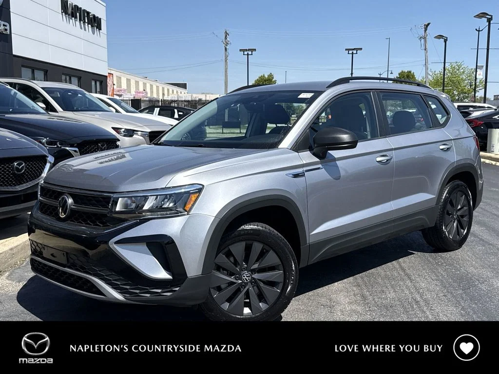 2022 Volkswagen Taos 1.5T S 4Motion's photo