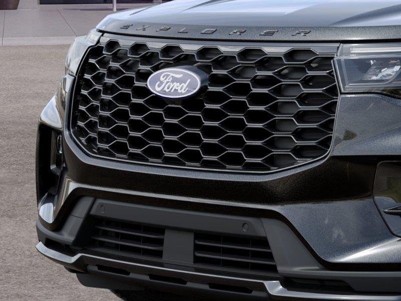 New 2027 Agate Black Metallic Ford ST-Line image 17