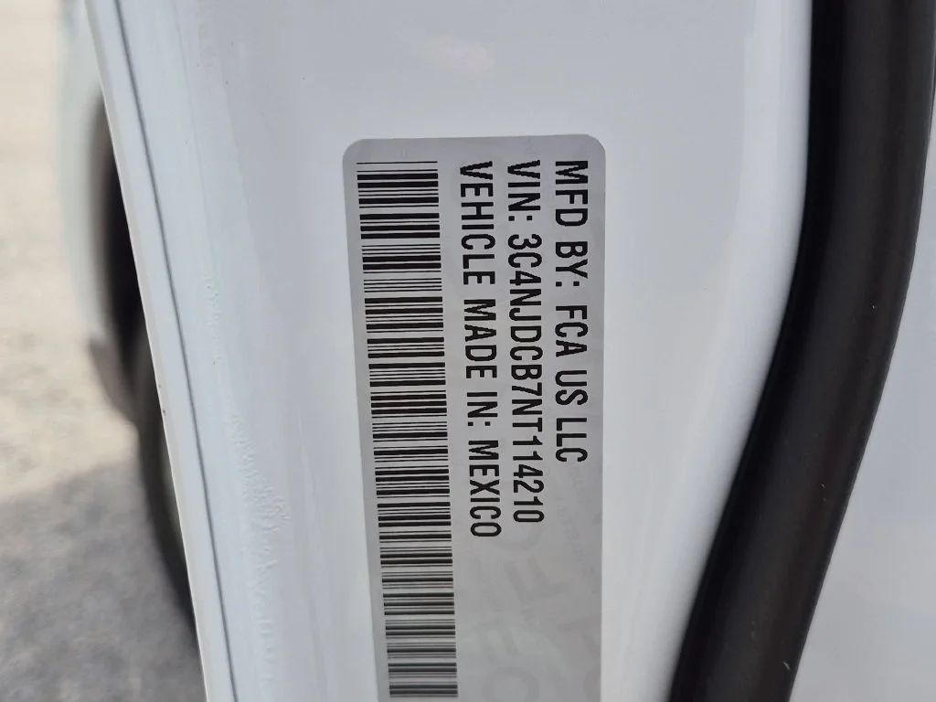 Used 2022 White Jeep Limited image 28