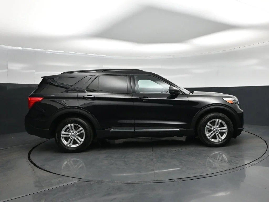 Certified Used 2023 Black Ford XLT image 24