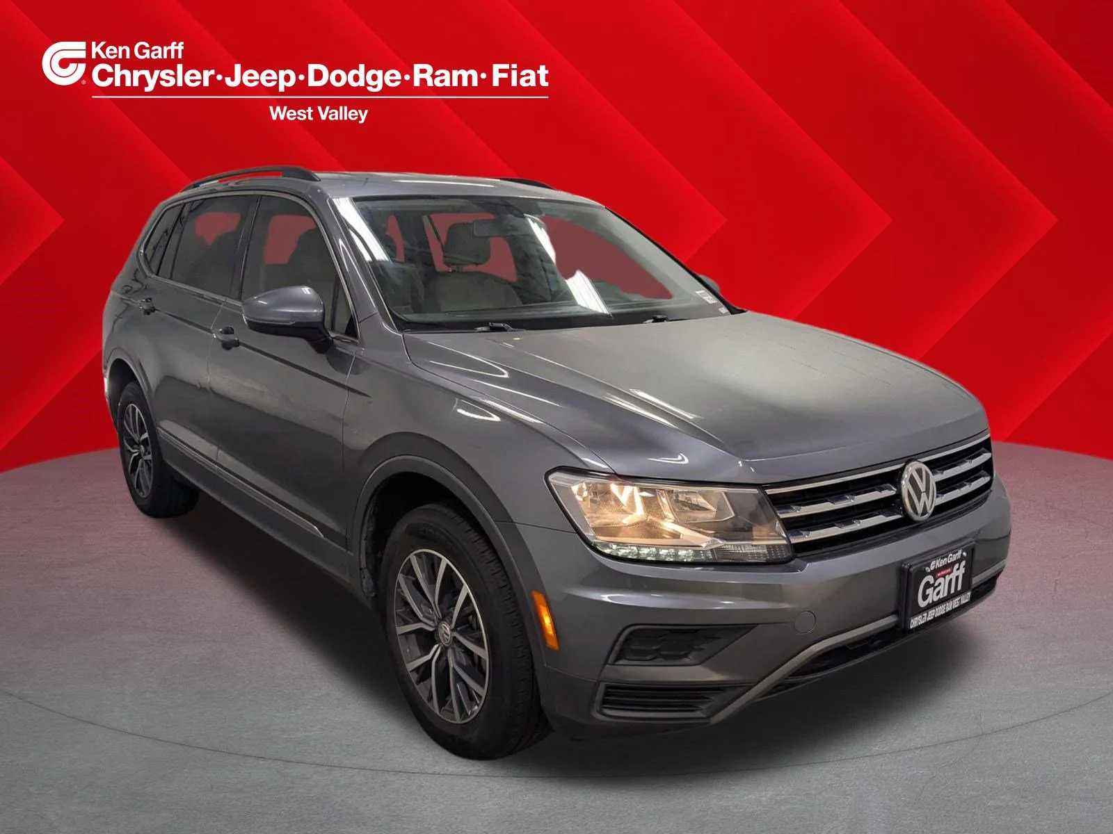 2020 Volkswagen Tiguan 2.0T SE's photo