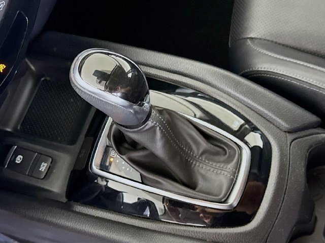 Used 2022 Gun Metallic Nissan SL image 16