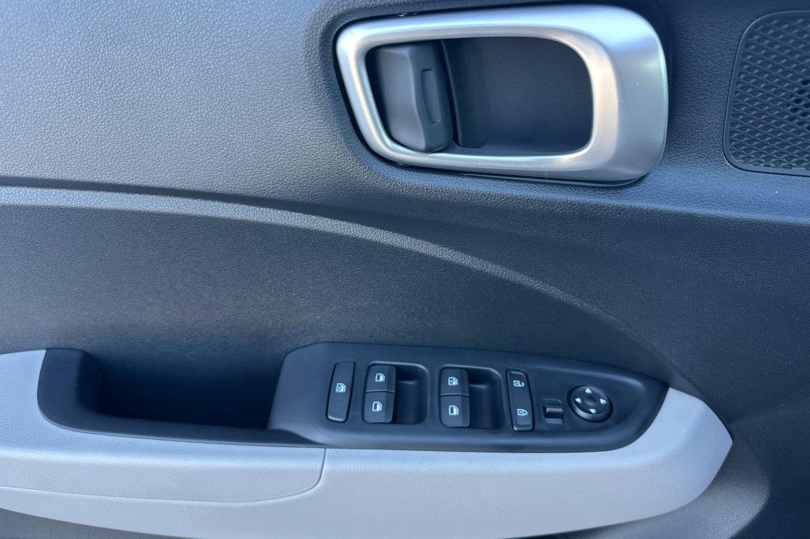 New 2026 Ecotronic Gray Hyundai SEL image 10