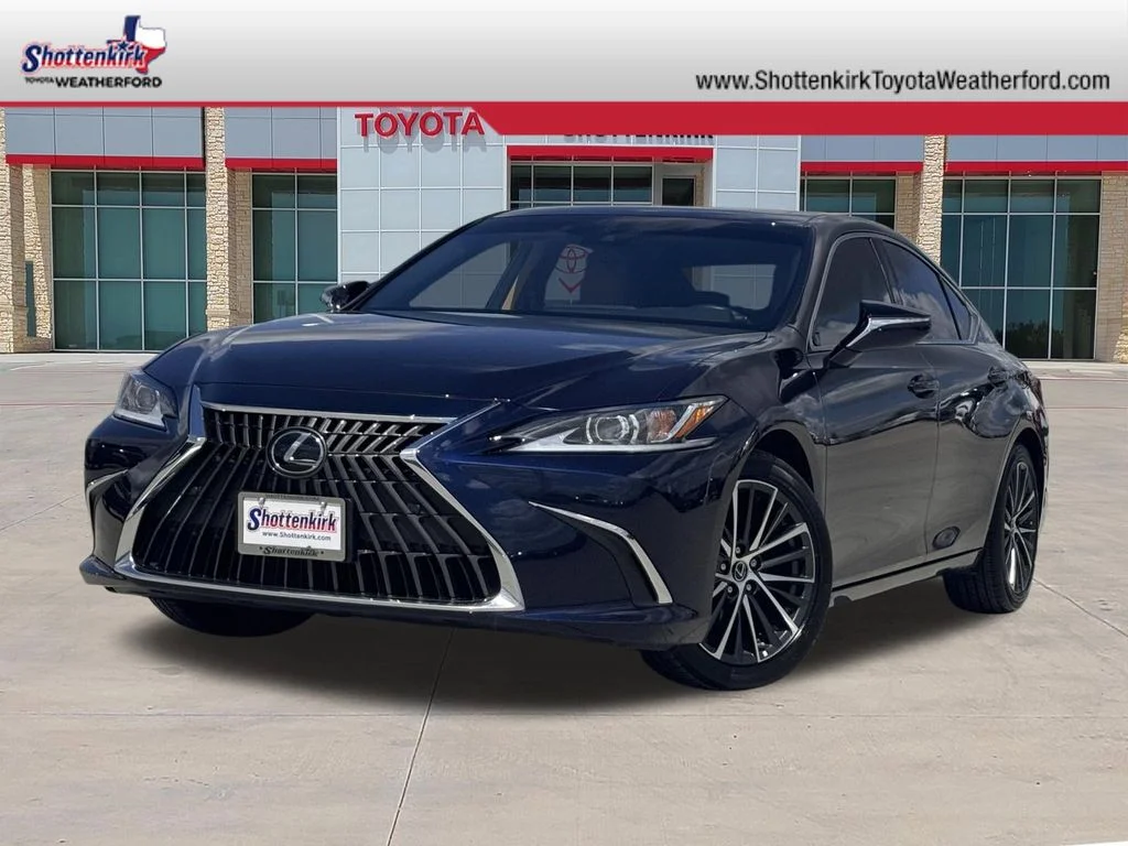 2025 Lexus ES 350 350's photo