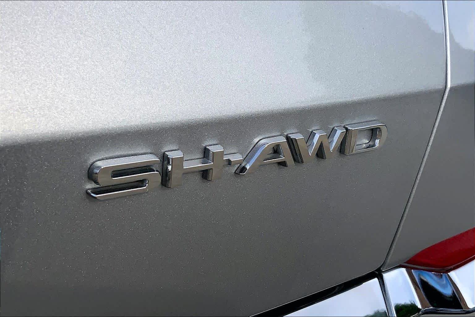 Used 2026 Solar Silver Metallic Acura w/Technology Package image 10