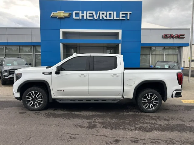 2023 GMC Sierra 1500 AT4