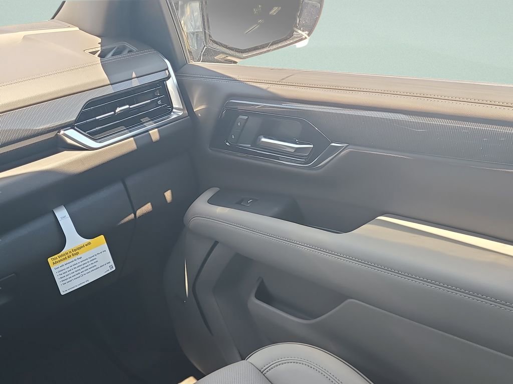 2026 GMC Yukon Elevation - Photo 13
