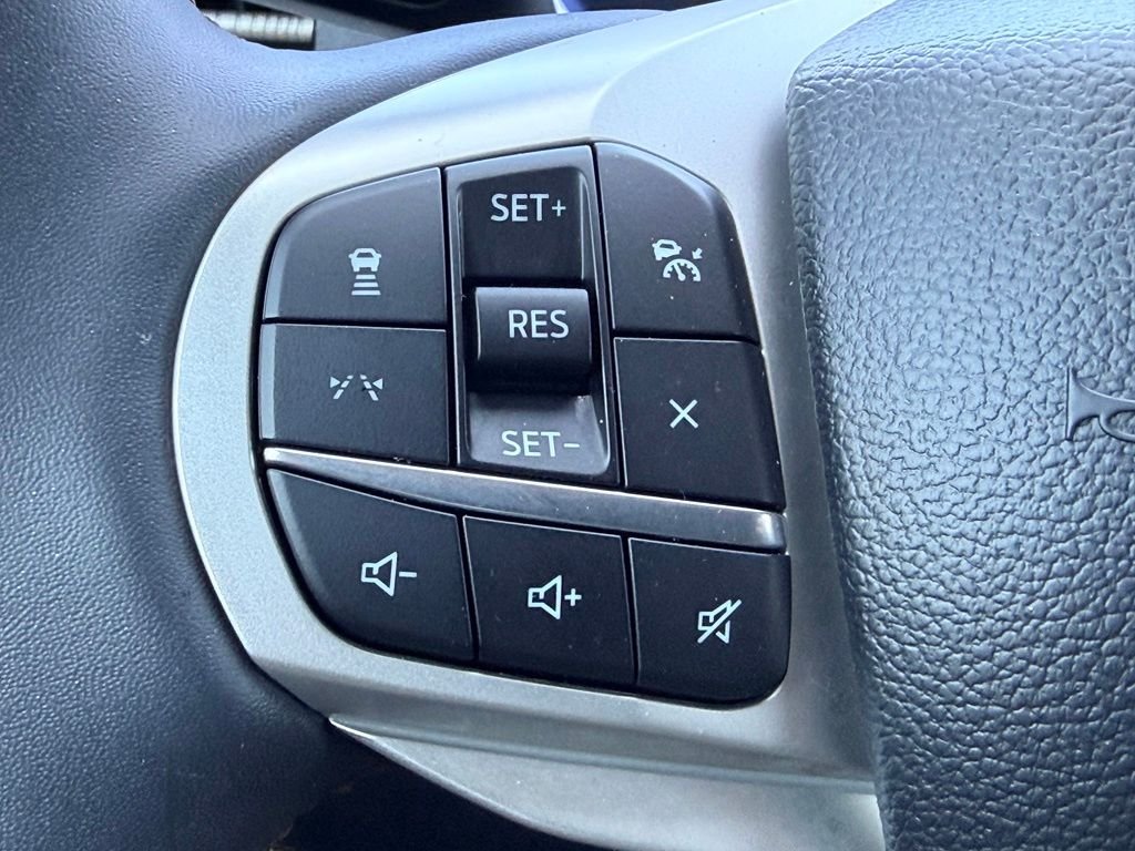 Used 2025 White Ford Active image 27