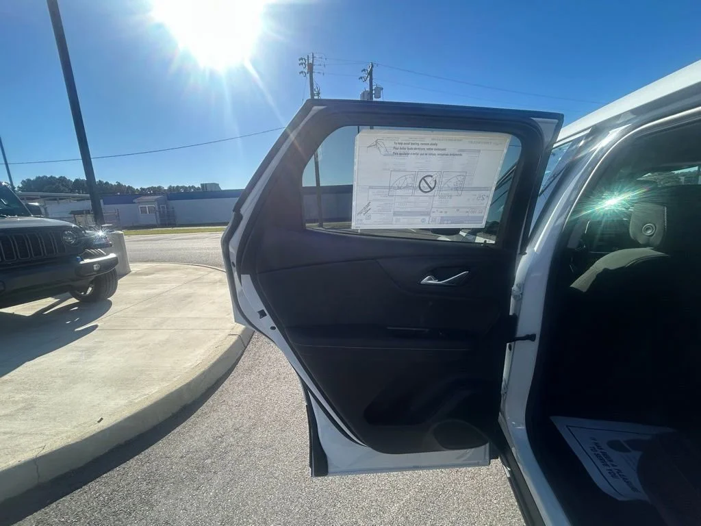 2025 Chevrolet Blazer 2LT - Photo 32