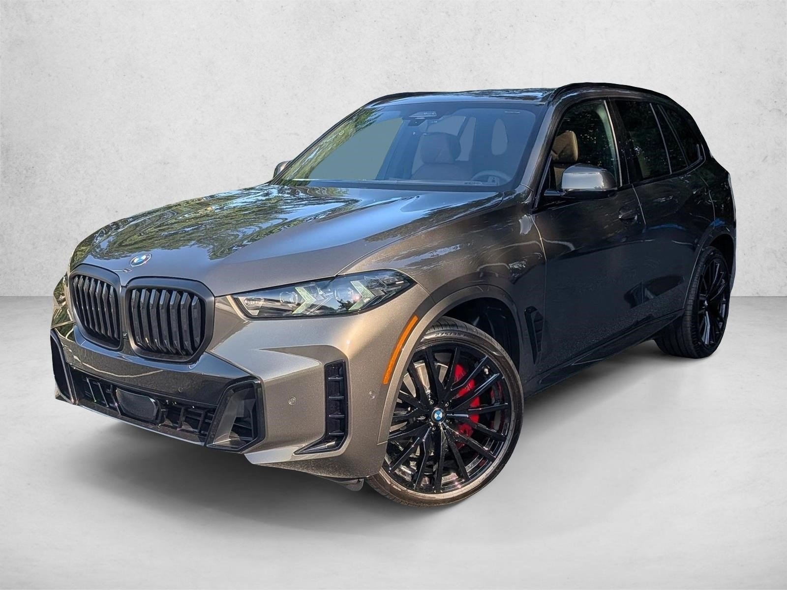 Used 2026 Manhattan Green Metallic BMW xDrive40i image 1
