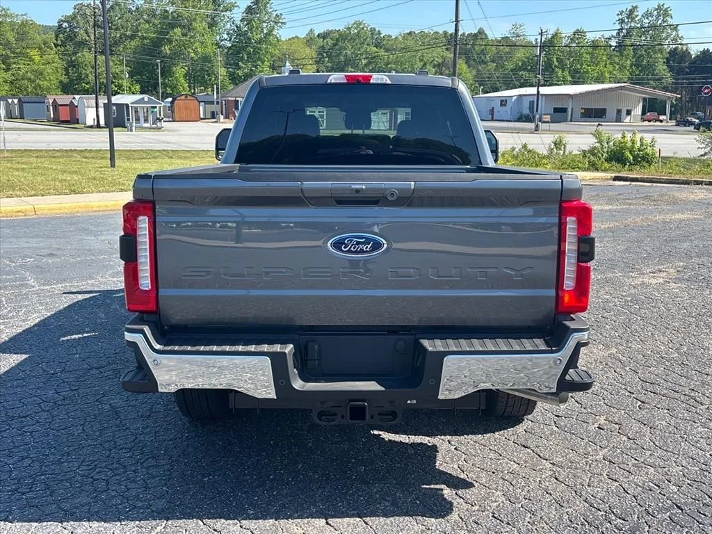 2026 Ford F-350 Super Duty XL - Photo 6