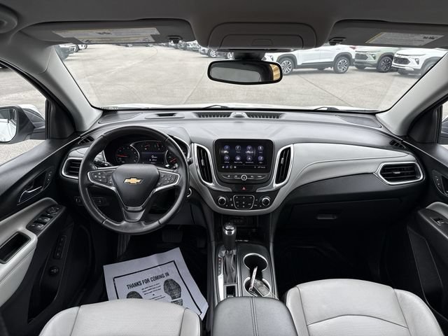 Used 2020 IRIDESCENT PEARL TRICOAT Chevrolet Premier image 13