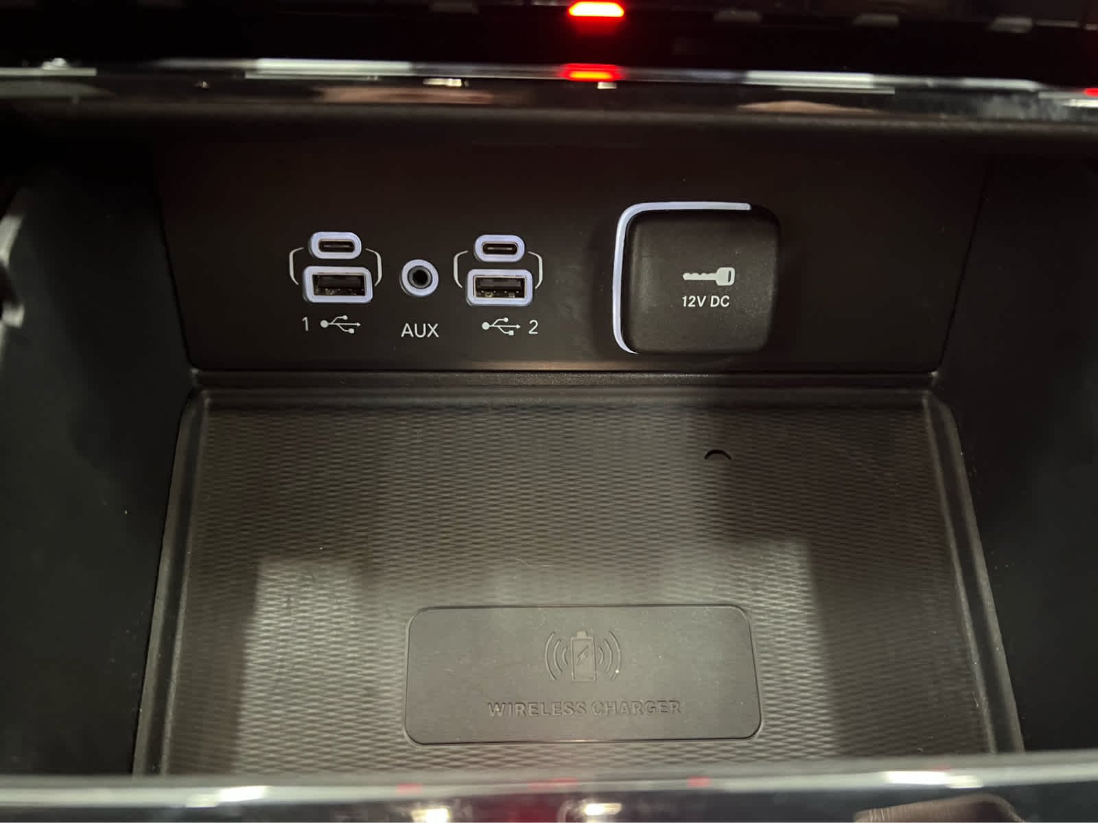Used 2023 Bright White Clearcoat Jeep Laredo image 23