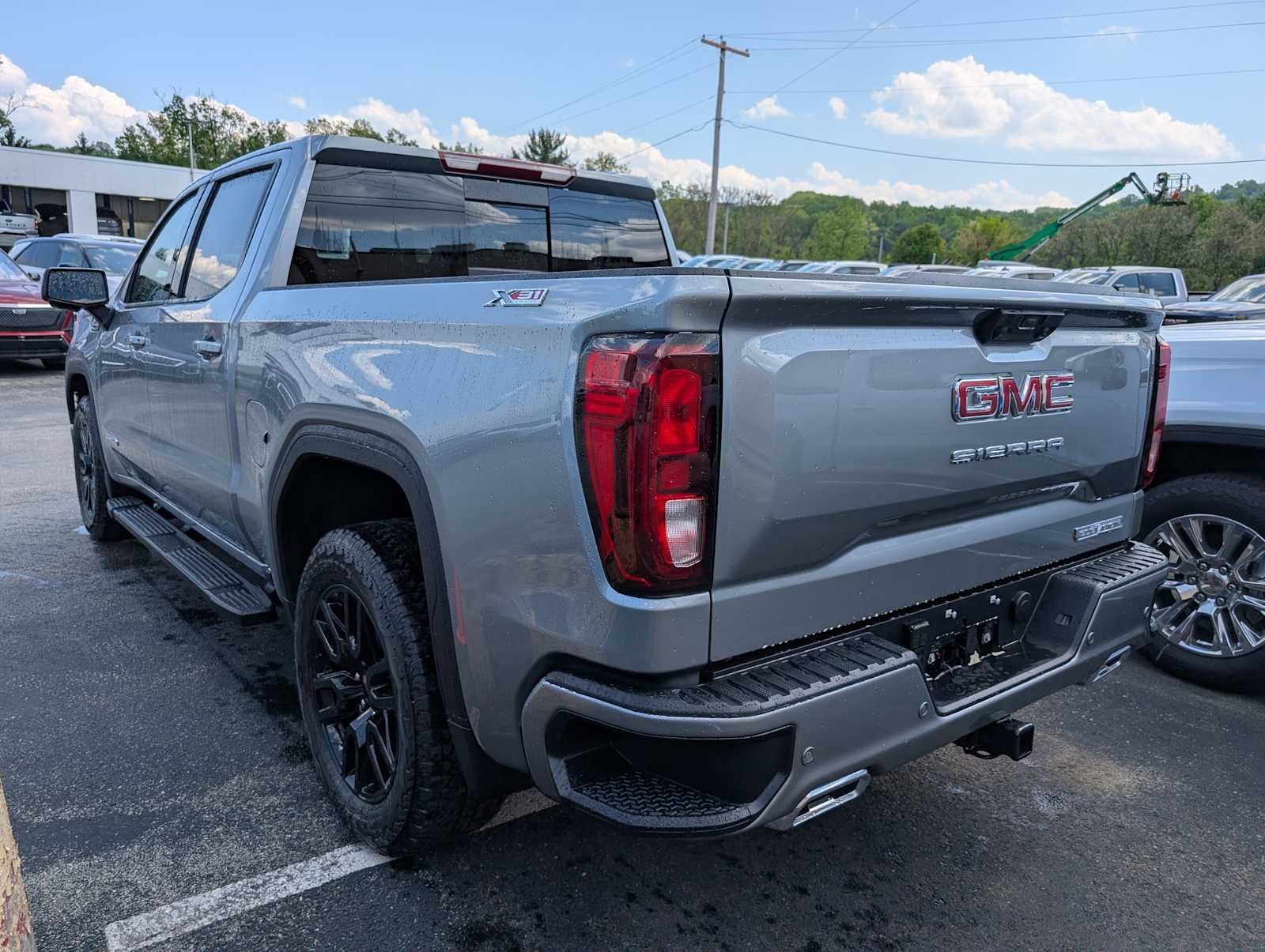 New 2026 Sterling Metallic GMC Elevation image 8