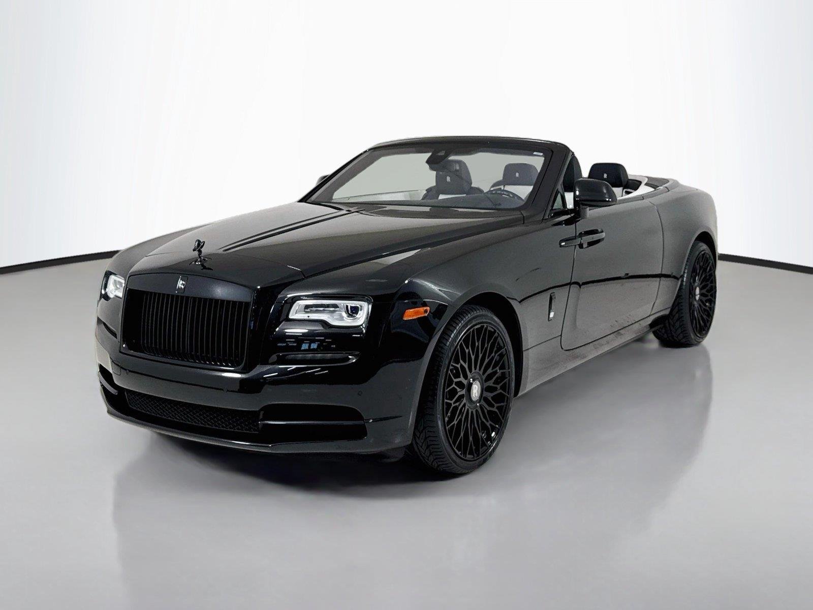 Used 2018 Obsidian Rolls-Royce  image 9