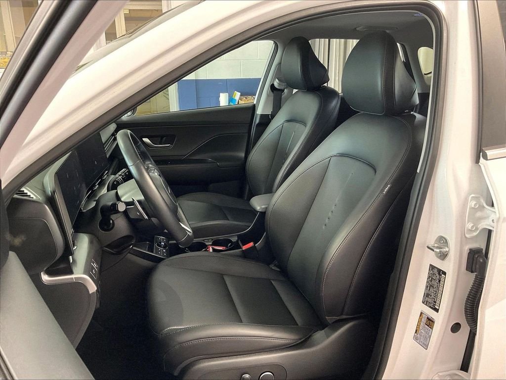 Used 2024 White Hyundai Limited image 10