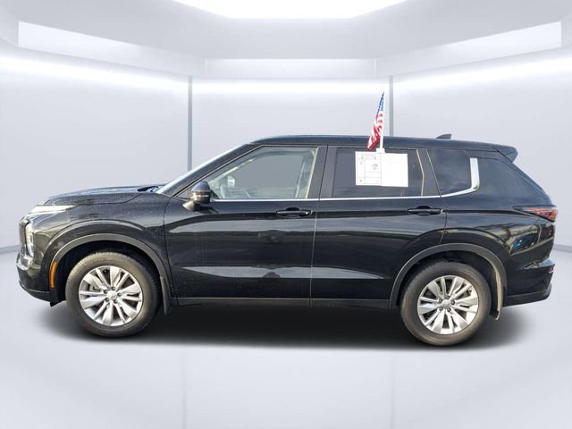 Used 2025 Black Mitsubishi ES image 6