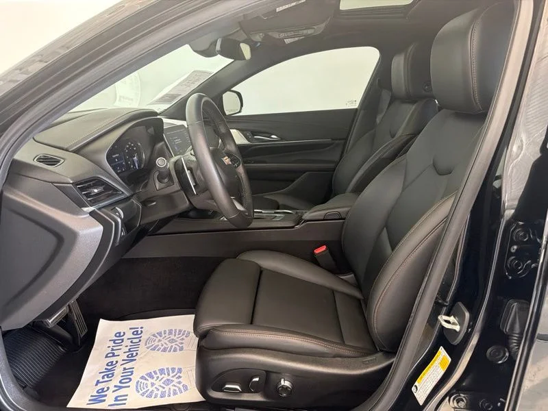 Used 2021 Black Cadillac Sport image 22