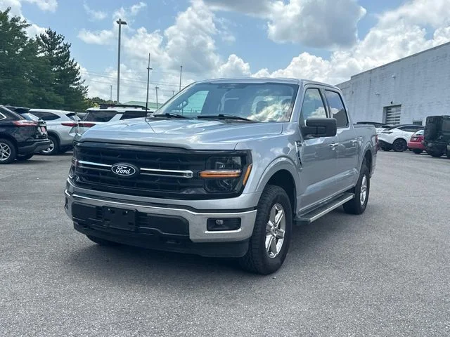 Used 2025 Silver Ford XLT image 9