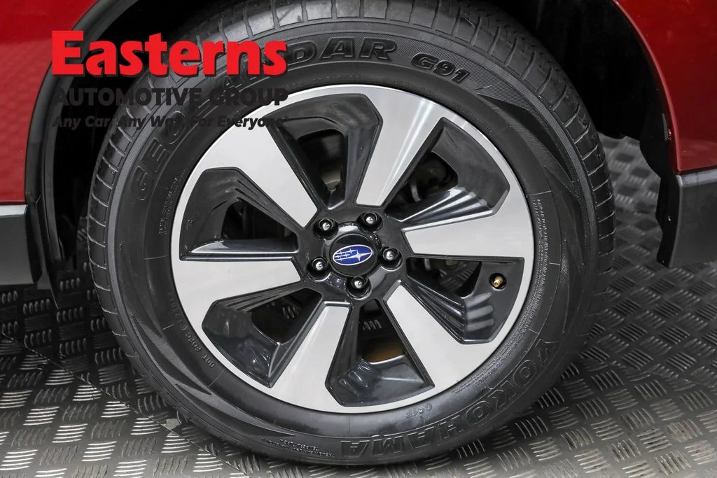 Used 2018 Red Subaru 2.5i Limited image 8