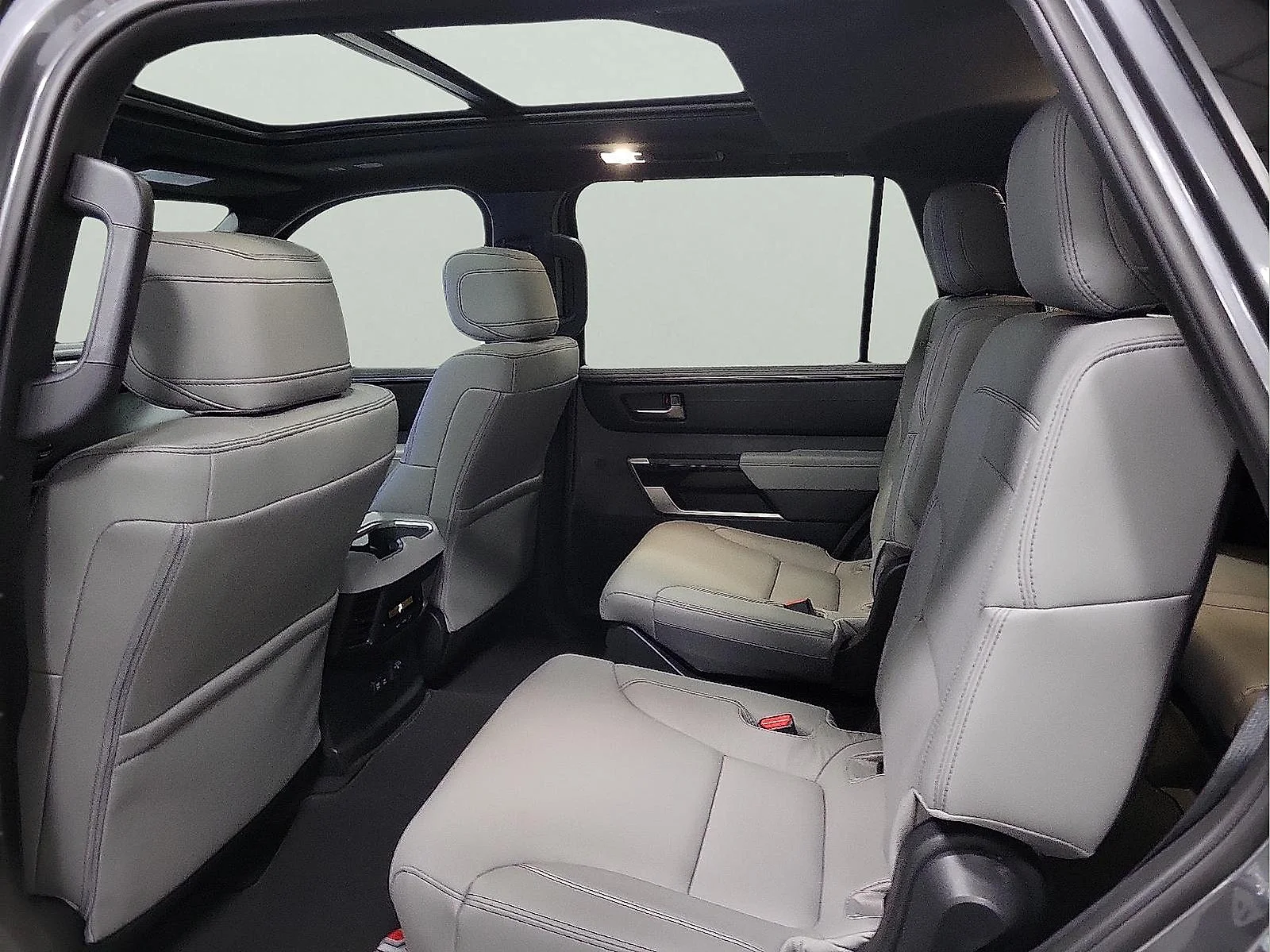Used 2026 MAGNETIC GRAY Toyota  image 9
