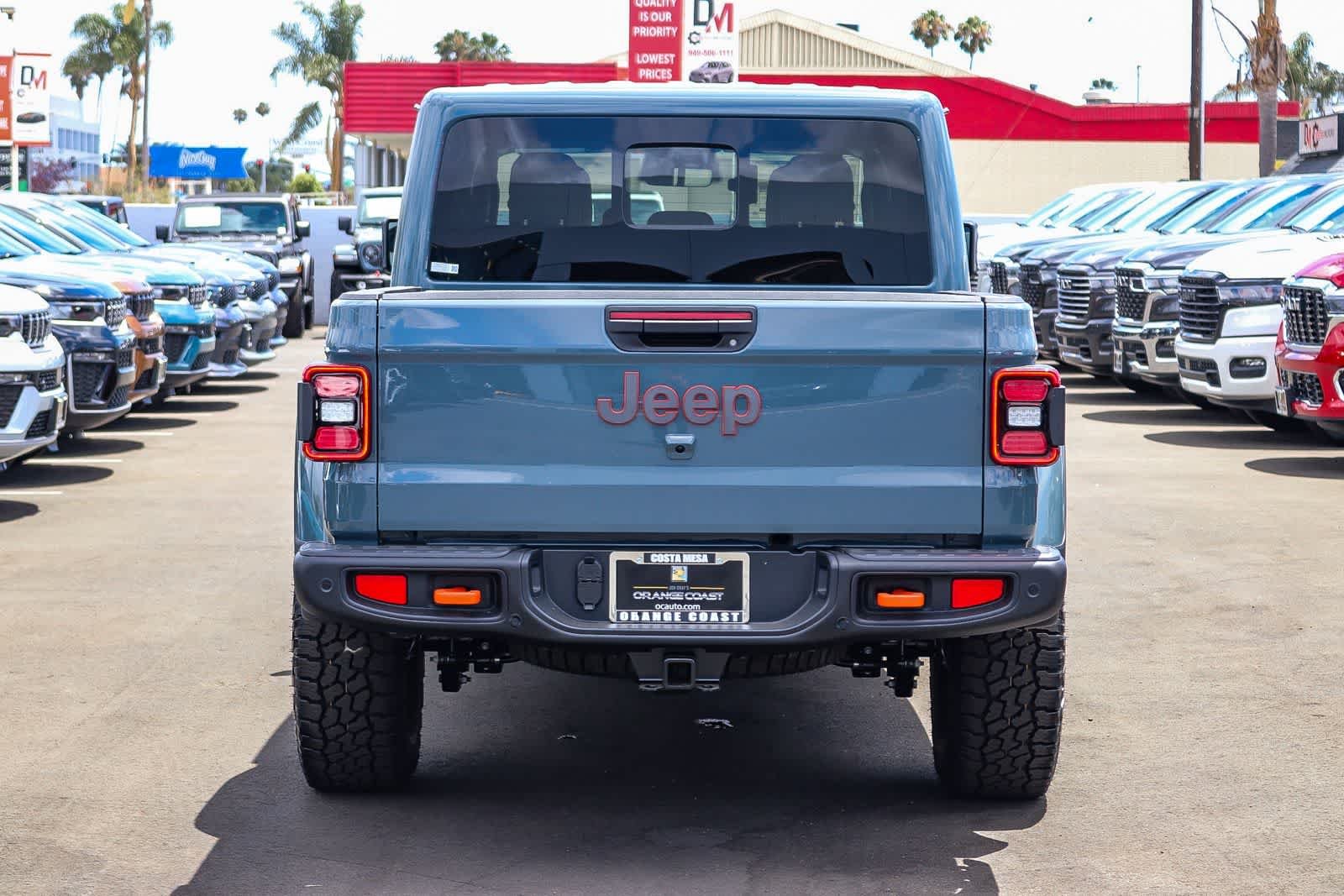 New 2026 Anvil Clear-Coat Exterior Paint Jeep Mojave X image 5