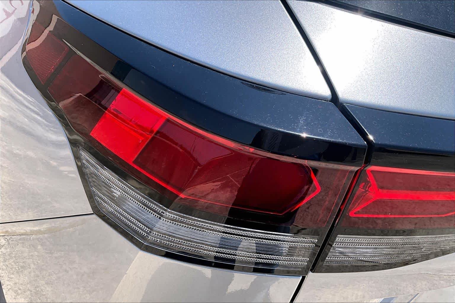 New 2026 Pyrite Silver Metallic Volkswagen 2.0T SE image 14
