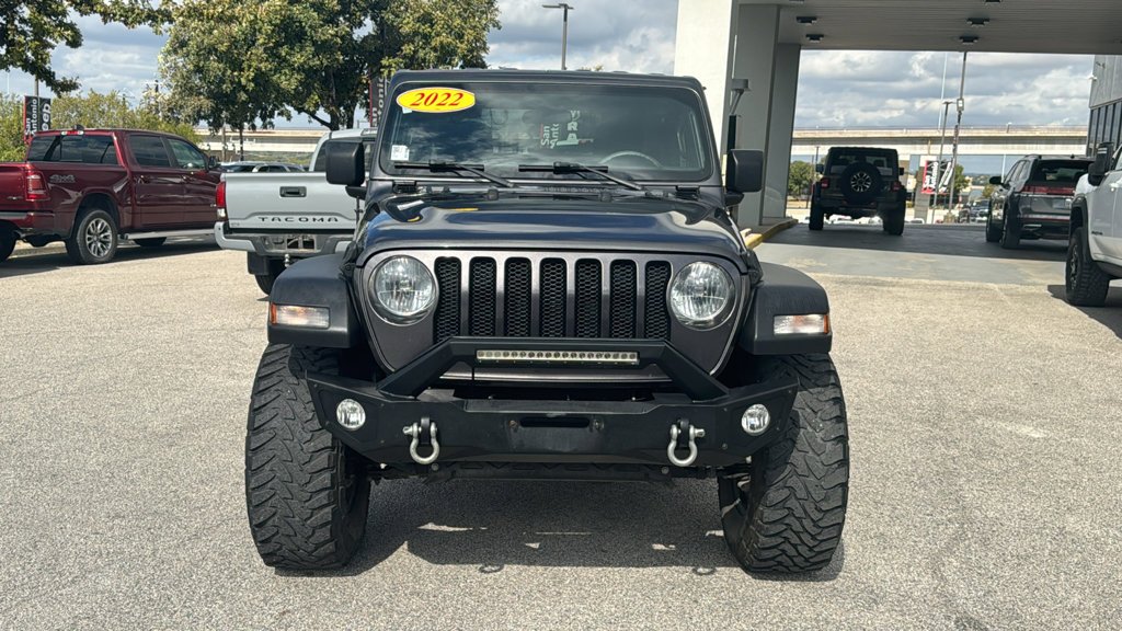 Used 2022 Gray Jeep Sport S image 2