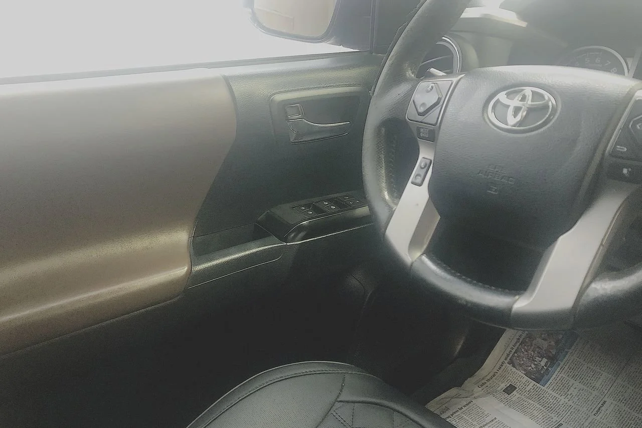 Used 2016 Black Toyota Limited image 17