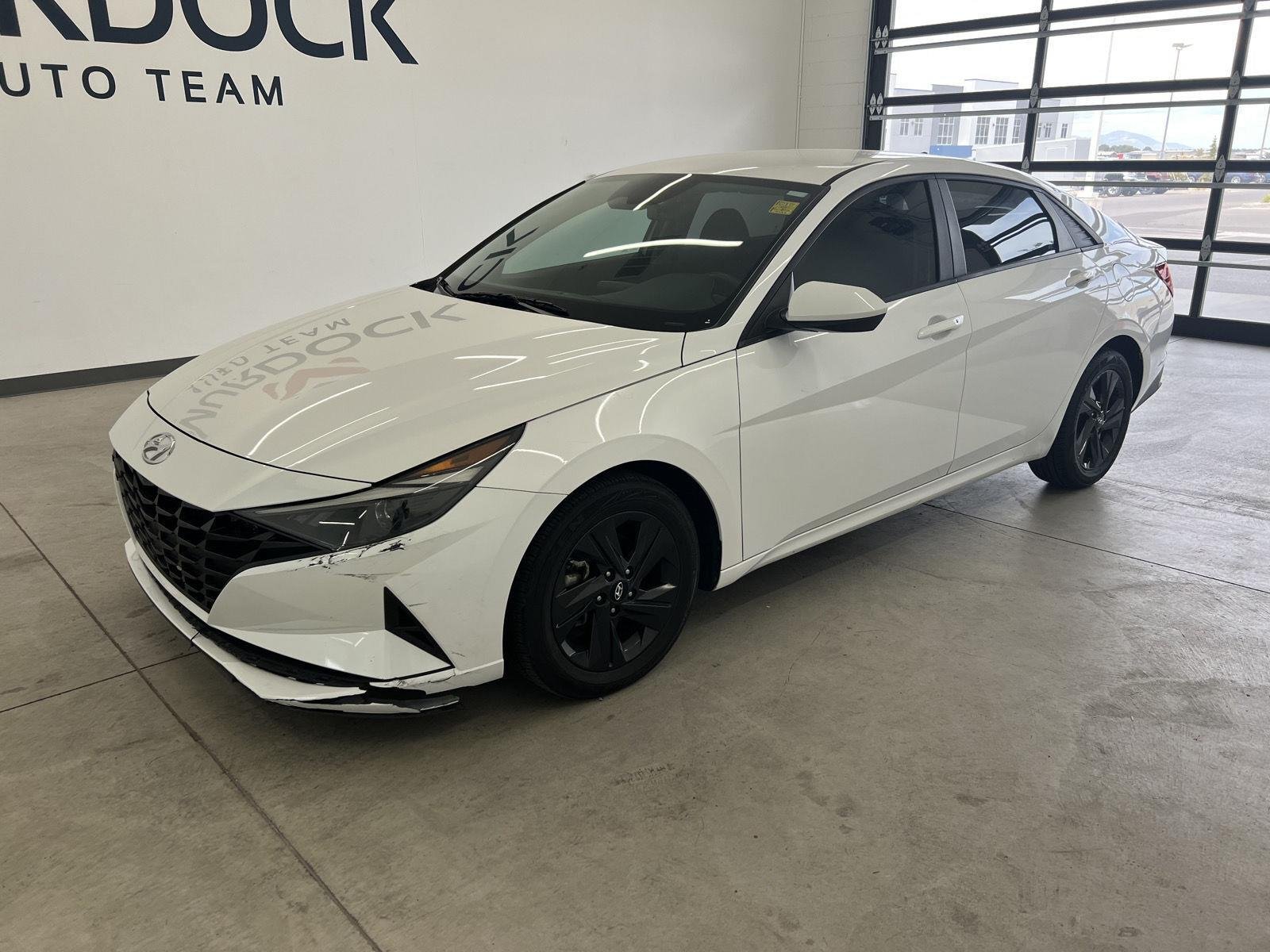 Used 2023 Quartz White Hyundai SEL image 6