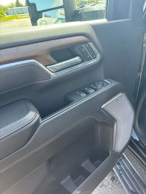 2024 Chevrolet Silverado 3500HD High Country - Photo 13
