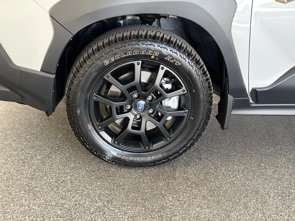 New 2026 CRYSTAL WHITE PEARL Subaru Wilderness image 28