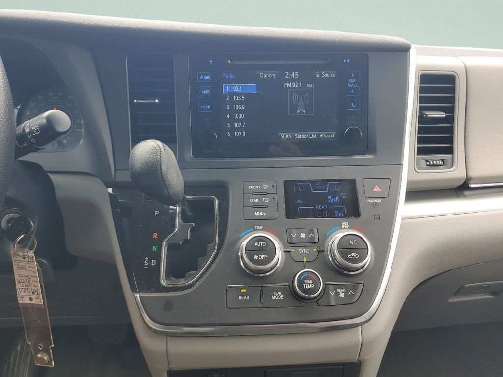 Used 2015 Gray Toyota LE image 15